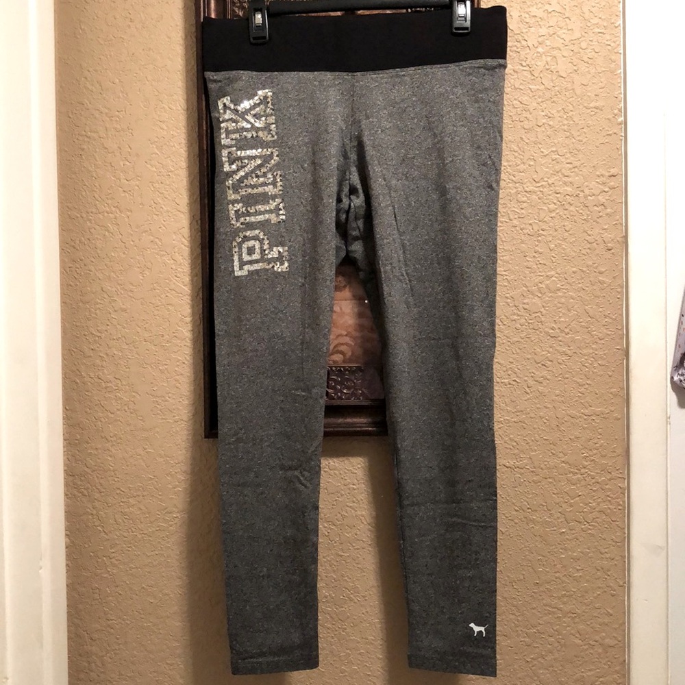 NWOT PINK Victoria’s Secret Yoga Leggings. Low Rise sits on hips. PINK Bling